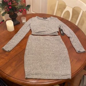 Lulu’s 2 piece top/skirt - never worn
